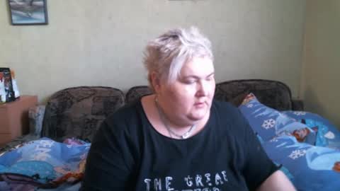 Snapshot of lanacat555 chatting on 02/12/25, 11:51 lanacat555 online show from 02/12/25, 11:51