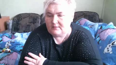 Snapshot of lanacat555 chatting on 02/17/25, 10:29 lanacat555 online show from 02/17/25, 10:29