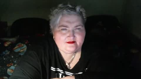 Snapshot of lanacat555 chatting on 02/20/25, 12:41 lanacat555 online show from 02/20/25, 12:41
