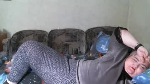 Snapshot of lanacat555 chatting on 02/22/25, 09:48 lanacat555 online show from 02/22/25, 09:48
