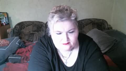 Snapshot of lanacat555 chatting on 03/10/25, 10:13 lanacat555 online show from 03/10/25, 10:13