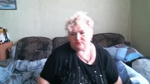 Snapshot of lanacat555 chatting on 09/09/25, 11:32 lanacat555 online show from 09/09/25, 11:32