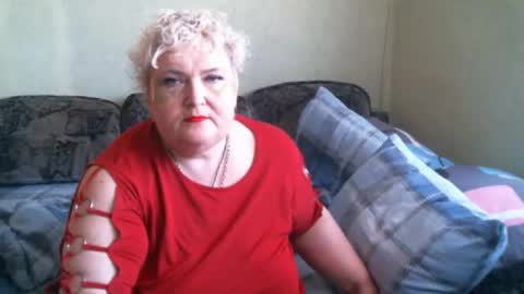 Snapshot of lanacat555 chatting on 09/14/25, 11:42 lanacat555 online show from 09/14/25, 11:42