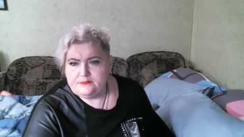 Snapshot of lanacat555 chatting on 09/19/25, 11:05 lanacat555 online show from 09/19/25, 11:05