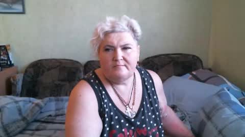 Snapshot of lanacat555 chatting on 09/22/25, 01:24 lanacat555 online show from 09/22/25, 01:24