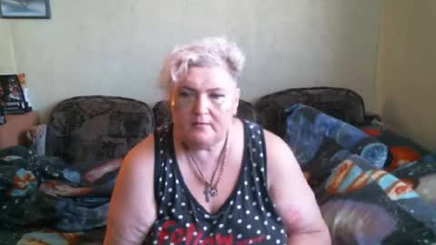 Snapshot of lanacat555 chatting on 09/23/25, 12:41 lanacat555 online show from 09/23/25, 12:41