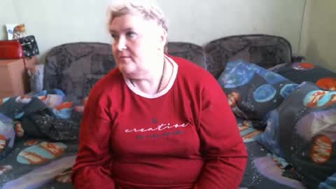 Snapshot of lanacat555 chatting on 09/28/25, 11:48 lanacat555 online show from 09/28/25, 11:48