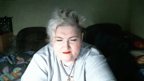 Snapshot of lanacat555 chatting on 10/01/25, 11:22 lanacat555 online show from 10/01/25, 11:22