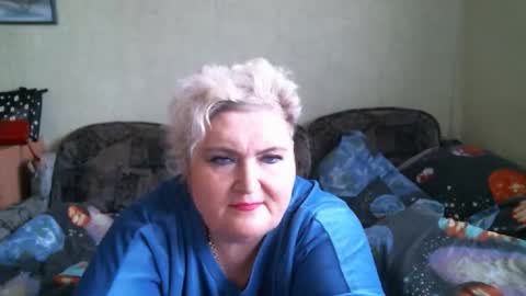 Snapshot of lanacat555 chatting on 10/06/25, 11:40 lanacat555 online show from 10/06/25, 11:40