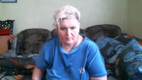 Snapshot of lanacat555 chatting on 10/08/25, 12:03 lanacat555 online show from 10/08/25, 12:03