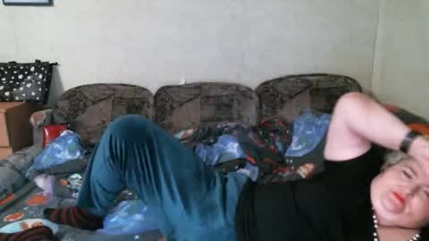 Snapshot of lanacat555 chatting on 10/10/25, 10:20 lanacat555 online show from 10/10/25, 10:20