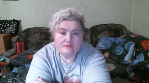 Snapshot of lanacat555 chatting on 10/12/25, 11:15 lanacat555 online show from 10/12/25, 11:15