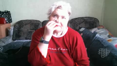 Snapshot of lanacat555 chatting on 10/21/25, 09:54 lanacat555 online show from 10/21/25, 09:54