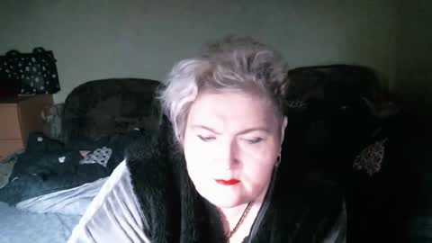 Snapshot of lanacat555 chatting on 10/23/25, 11:24 lanacat555 online show from 10/23/25, 11:24