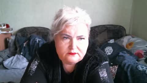 lanacat555 online show from 12/15/25, 11:36