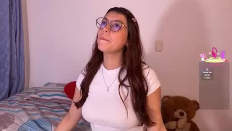 Lanadekievit online show from 11/18/25, 11:48