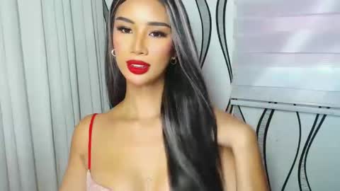 Lana online show from 12/01/24, 11:36