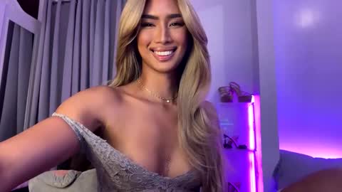 Lana online show from 03/06/25, 05:46