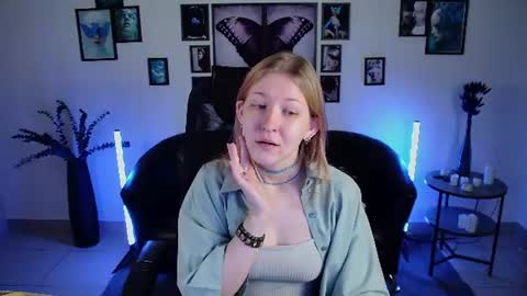 lana online show from 06/28/26, 12:33
