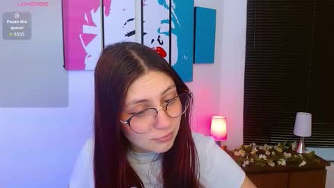 Alana Garcia  online show from 11/20/25, 11:43