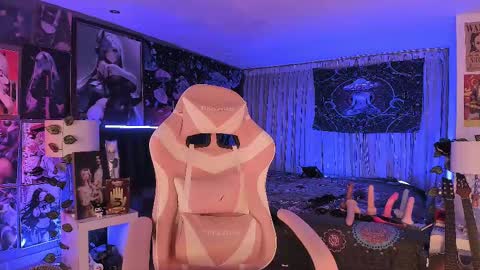 L A N A  online show from 03/10/25, 01:12