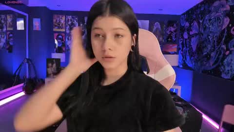 L A N A  online show from 09/24/25, 09:29