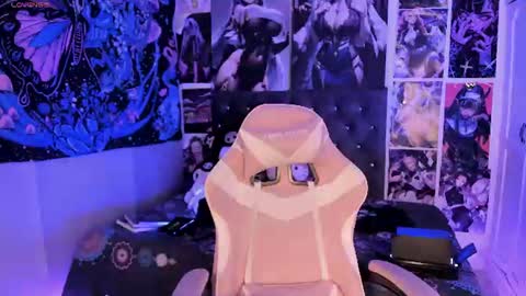 LanaKyutt666 online show from 07/17/26, 11:31