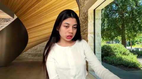 Lana online show from 10/07/25, 09:39