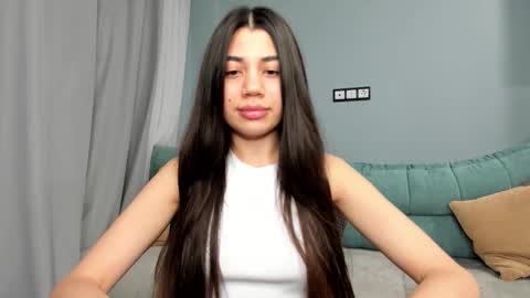 Lana online show from 11/08/25, 08:07