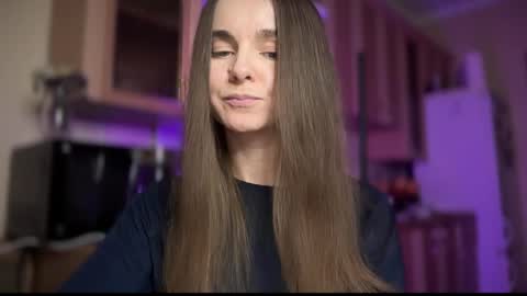 Lana online show from 12/09/24, 11:24