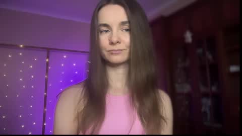 Lana online show from 02/28/25, 10:39