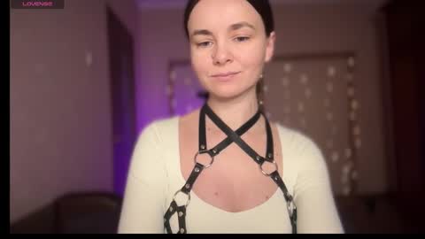 Lana online show from 09/28/25, 02:06