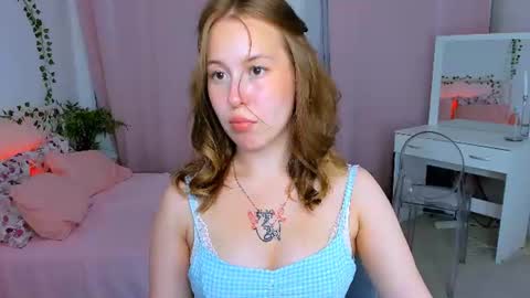 Snapshot of lanaroselle chatting on 06/29/26, 03:23 Lana online show from 06/29/26, 03:23
