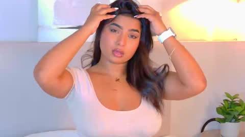 Lana online show from 02/10/26, 08:35