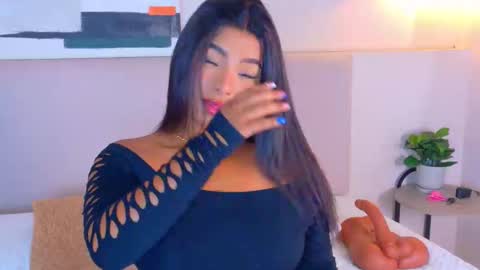 Lana online show from 03/12/26, 11:33