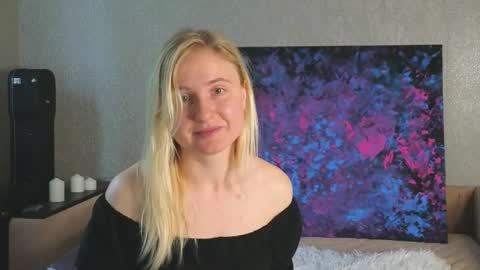 LanaviSmith online show from 10/17/25, 06:16