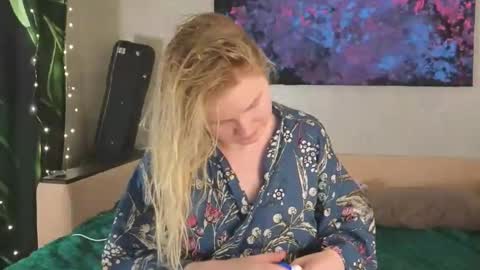 LanaviSmith online show from 02/02/26, 06:01