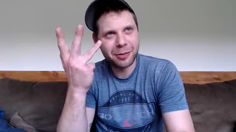 Snapshot of lancehardin chatting on 04/22/26, 11:06 Lance online show from 04/22/26, 11:06