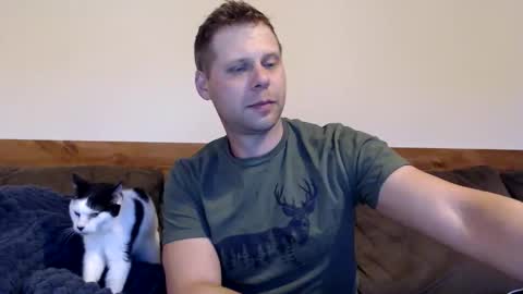 Snapshot of lancehardin chatting on 05/07/26, 12:05 Lance online show from 05/07/26, 12:05