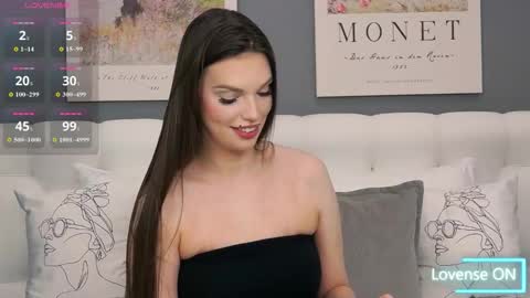 Laneah online show from 11/13/25, 12:09