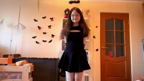 Alex online show from 10/31/25, 07:31