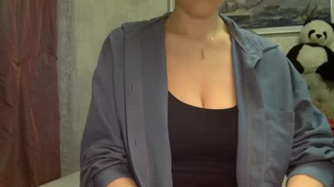 langoria online show from 11/10/25, 09:03