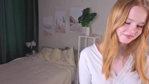 Snapshot of laniehohenberger chatting on 05/27/26, 01:57 Hello everyone Im Gena online show from 05/27/26, 01:57