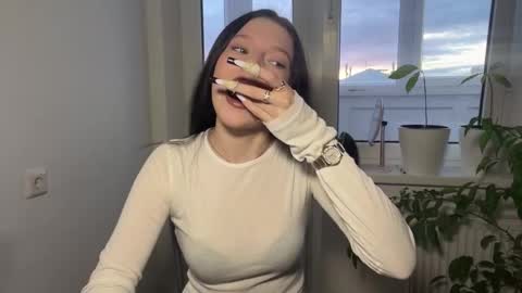 Snapshot of lanitastudstill chatting on 03/01/26, 03:03 Sarah online show from 03/01/26, 03:03