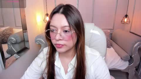 Lanna online show from 10/03/25, 11:51