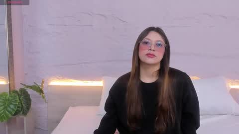 Lanna online show from 02/10/26, 11:47