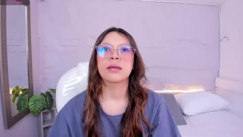 Lanna online show from 05/16/26, 11:31