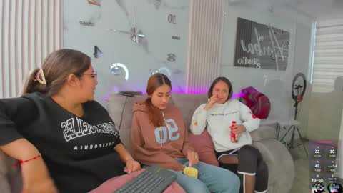 lanna_as online show from 01/15/26, 01:37