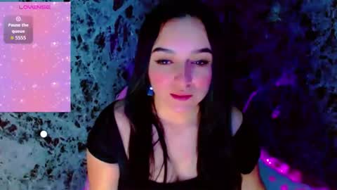 Snapshot of lanna_belle28 chatting on 05/05/26, 02:03 Lanna online show from 05/05/26, 02:03
