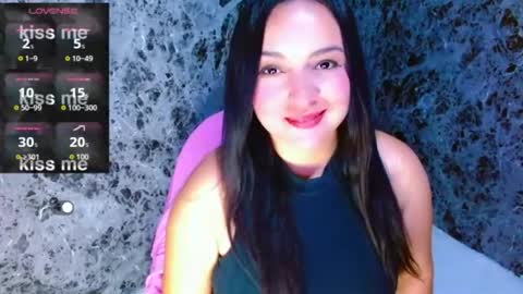 Snapshot of lanna_belle28 chatting on 08/05/26, 02:09 Lanna online show from 08/05/26, 02:09